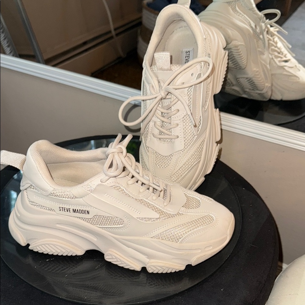 Steve Madden Women's Cream Sneakers